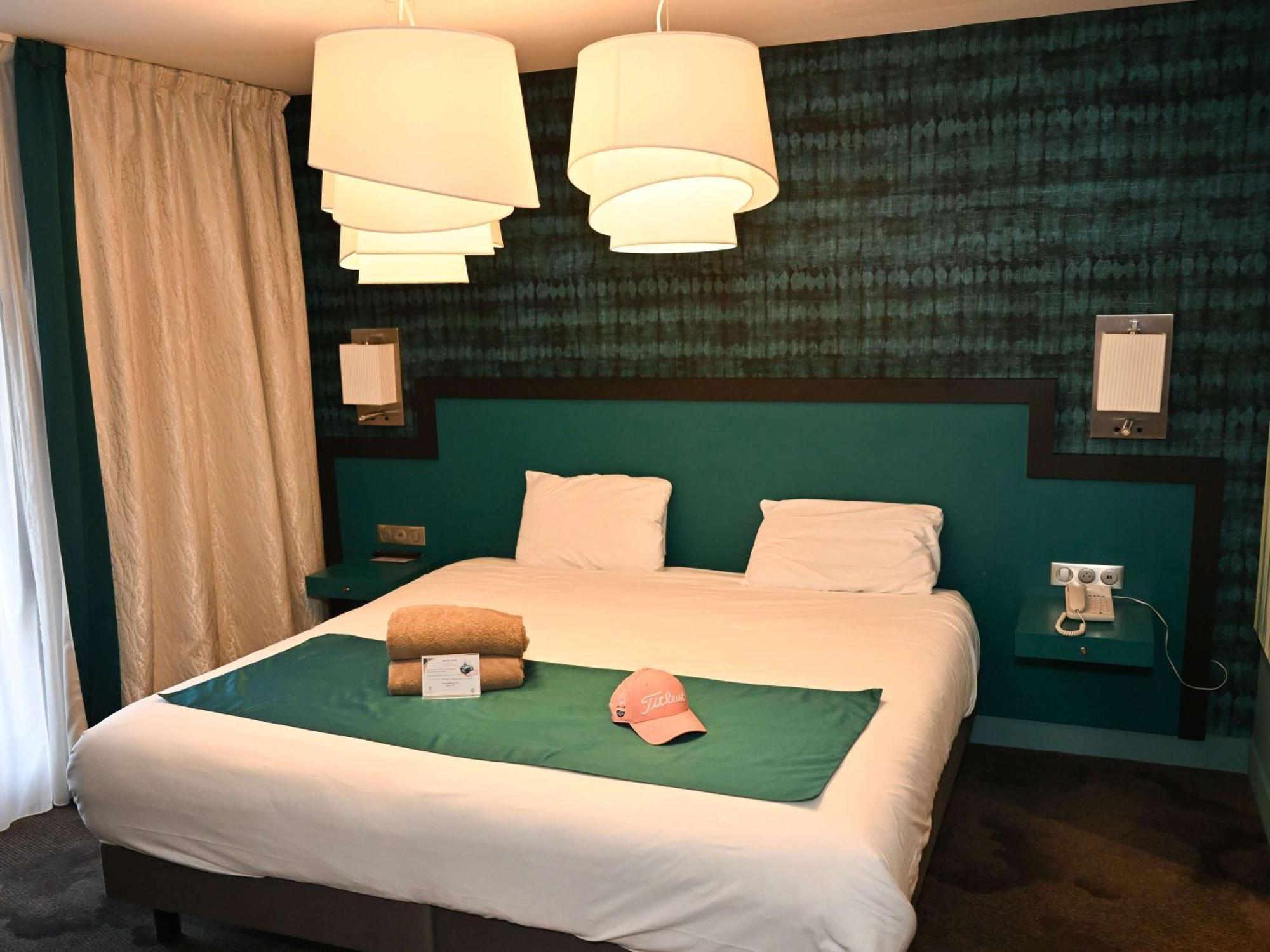Mercure Brignoles Golf De Barbaroux & Spa Exterior foto
