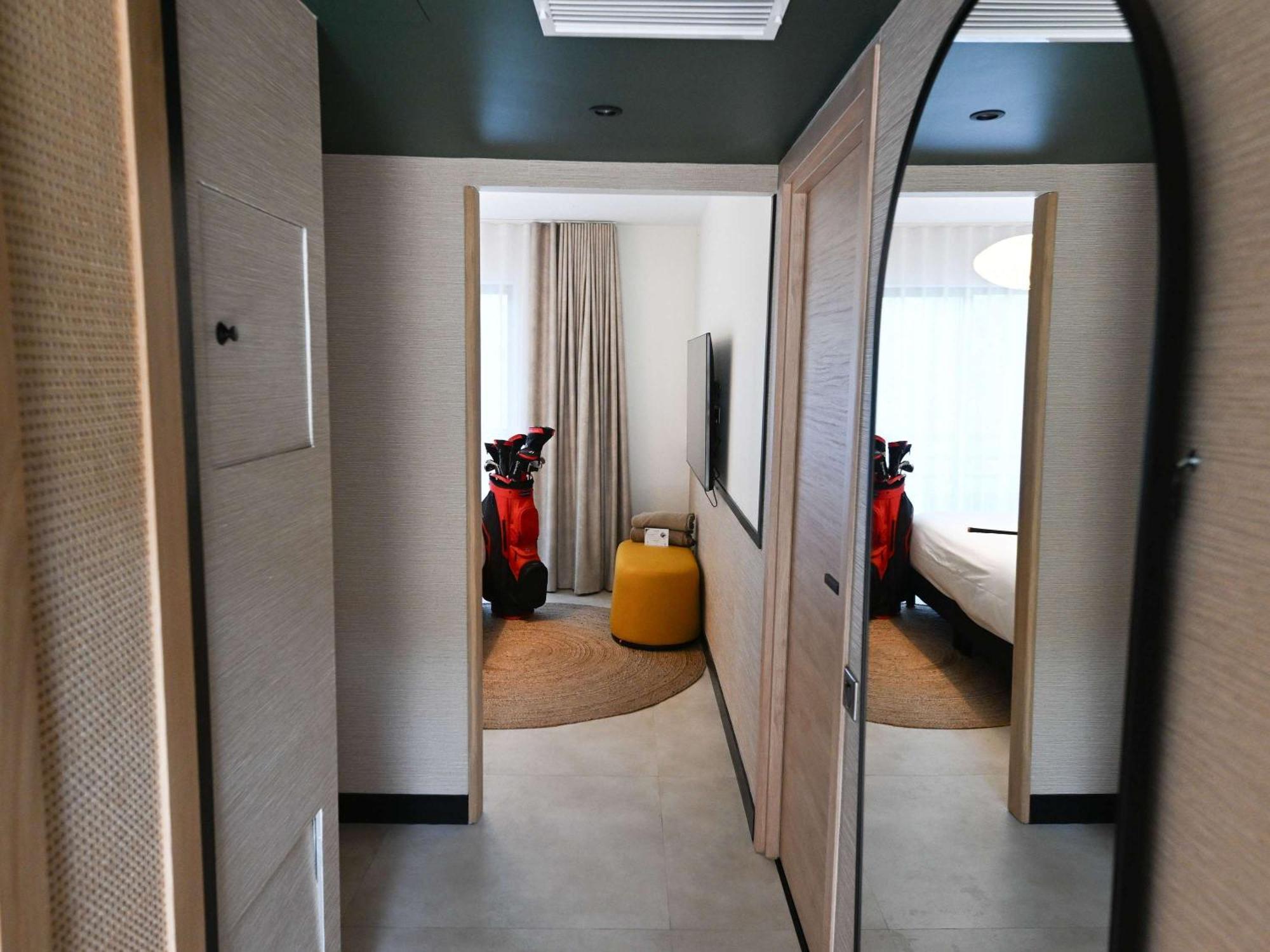 Mercure Brignoles Golf De Barbaroux & Spa Exterior foto